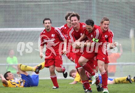 Fussball UNterliga Ost. Glanegg gegen Liebenfels. Torjubel  (Glanegg). Glanegg, am 2.6.2011.
Foto: Kuess
---
pressefotos, pressefotografie, kuess, qs, qspictures, sport, bild, bilder, bilddatenbank