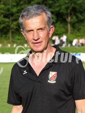 Fussball Unterliga Ost. Ruden gegen ATUS Ferlach. Josef Silan (Ruden). Ruden, am 5.6.2011.
Foto: Kuess
---
pressefotos, pressefotografie, kuess, qs, qspictures, sport, bild, bilder, bilddatenbank