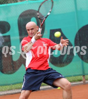 Tennis. Marko Tkalec. Klagenfurt, 7.6.2011.
Foto: Kuess
---
pressefotos, pressefotografie, kuess, qs, qspictures, sport, bild, bilder, bilddatenbank