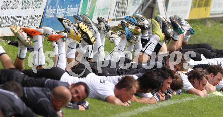 Fussball Bundesliga. Erste Liga. Trainingsbeginn WAC/St. Andrae. St. Andrae, am 13.6.2011.
Foto: Kuess
---
pressefotos, pressefotografie, kuess, qs, qspictures, sport, bild, bilder, bilddatenbank