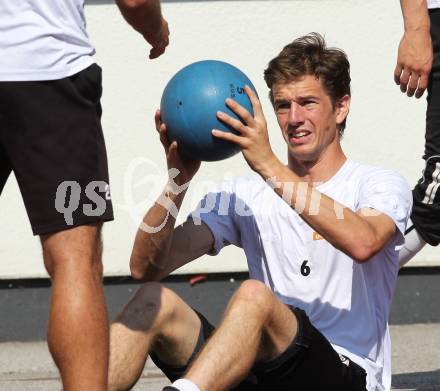 Fussball Bundesliga. Erste Liga. Training WAC/St. Andrae. Christian Falk. Wolfsberg, am 16.6.2011.
Foto: Kuess
---
pressefotos, pressefotografie, kuess, qs, qspictures, sport, bild, bilder, bilddatenbank