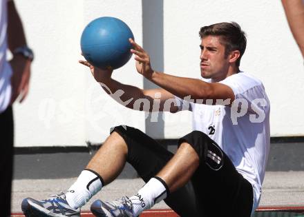 Fussball Bundesliga. Erste Liga. Training WAC/St. Andrae. Gernot Suppan. Wolfsberg, am 16.6.2011.
Foto: Kuess
---
pressefotos, pressefotografie, kuess, qs, qspictures, sport, bild, bilder, bilddatenbank