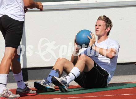 Fussball Bundesliga. Erste Liga. Training WAC/St. Andrae. Michael Sollbauer. Wolfsberg, am 16.6.2011.
Foto: Kuess
---
pressefotos, pressefotografie, kuess, qs, qspictures, sport, bild, bilder, bilddatenbank