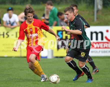 Fussball. Freundschaftsspiel. ATSV Wolfsberg gegen FC Wacker Innsbruck. Dorian Melcher (Wolfsberg), Julius Perstaller (Innsbruck). Wolfsberg, 18.6.2011.
Foto: Kuess
---
pressefotos, pressefotografie, kuess, qs, qspictures, sport, bild, bilder, bilddatenbank