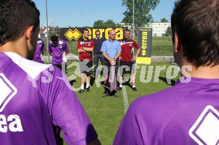 Fussball Regionalliga. Trainingsbeginn SK Austria Klagenfurt.  Trainer Rudolf Perz, Hans Slocker, Tormanntrainer Wolfgang Thun-Hohenstein. Klagenfurt, am 20.6.2011.
Foto: Kuess
---
pressefotos, pressefotografie, kuess, qs, qspictures, sport, bild, bilder, bilddatenbank