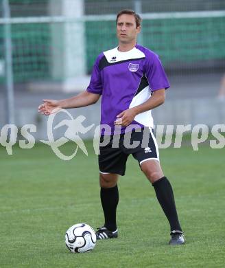 Fussball Regionalliga. Trainingsbeginn SK Austria Klagenfurt. Marco Reich. Klagenfurt, am 20.6.2011.
Foto: Kuess
---
pressefotos, pressefotografie, kuess, qs, qspictures, sport, bild, bilder, bilddatenbank