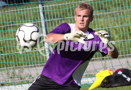 Fussball Regionalliga. Trainingsbeginn SK Austria Klagenfurt. Marc Baumgartner. Klagenfurt, am 20.6.2011.
Foto: Kuess
---
pressefotos, pressefotografie, kuess, qs, qspictures, sport, bild, bilder, bilddatenbank