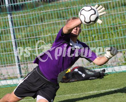 Fussball Regionalliga. Trainingsbeginn SK Austria Klagenfurt. Marc Baumgartner. Klagenfurt, am 20.6.2011.
Foto: Kuess
---
pressefotos, pressefotografie, kuess, qs, qspictures, sport, bild, bilder, bilddatenbank