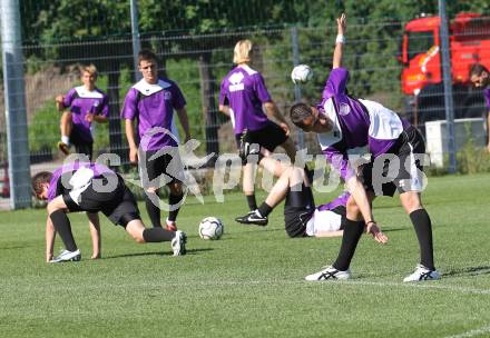 Fussball Regionalliga. Trainingsbeginn SK Austria Klagenfurt. Klagenfurt, am 20.6.2011.
Foto: Kuess
---
pressefotos, pressefotografie, kuess, qs, qspictures, sport, bild, bilder, bilddatenbank