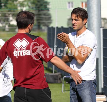 Fussball Regionalliga. Trainingsbeginn SK Austria Klagenfurt. Trainer Rudolf Perz, Heimo Vorderegger (Sportdirektor). Klagenfurt, am 20.6.2011.
Foto: Kuess
---
pressefotos, pressefotografie, kuess, qs, qspictures, sport, bild, bilder, bilddatenbank