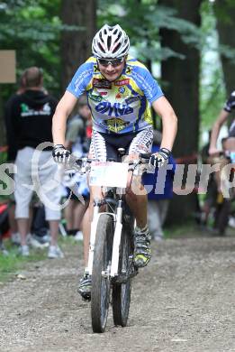 Radsport. Mountainbike. Matthias Hoi. Ravne na Koroskem, am 26.6.2011.
Foto: Kuess
---
pressefotos, pressefotografie, kuess, qs, qspictures, sport, bild, bilder, bilddatenbank