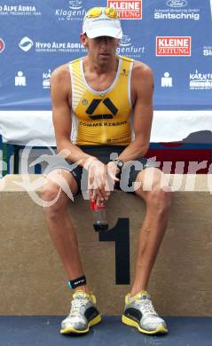 Ironman Austria Ziel. Marino Vanhoenacker (BEL) Klagenfurt am 3.7.2011 Foto: Kuess/ Goetzhaber
---
pressefotos, pressefotografie, kuess, qs, qspictures, sport, bild, bilder, bilddatenbank