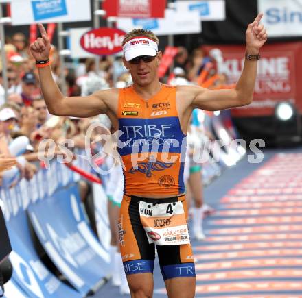 Ironman Austria.  Jozsef Major (HUN).. KLagenfurt, am 3.7.2011.
Foto: Kuess

---
pressefotos, pressefotografie, kuess, qs, qspictures, sport, bild, bilder, bilddatenbank