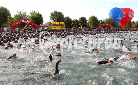 Ironman Austria. Schwimmstart. KLagenfurt, am 3.7.2011.
Foto: Kuess

---
pressefotos, pressefotografie, kuess, qs, qspictures, sport, bild, bilder, bilddatenbank