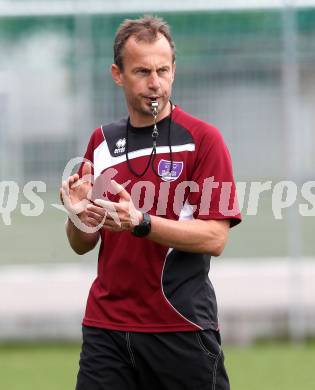 Fussball. Regionalliga. SK Austria Klagenfurt. Trainer Dietmar Thuller. Klagenfurt, 4.7.2011.
Foto: Kuess
---
pressefotos, pressefotografie, kuess, qs, qspictures, sport, bild, bilder, bilddatenbank