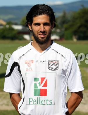 Fussball. 1. Liga. WAC/St. Andrae. Mannschaftsfototermin.  Jacobo Maria Ynclan Pajares . Wolfsberg, 2.7.2011.
Foto: Kuess/Goetzhaber
---
pressefotos, pressefotografie, kuess, qs, qspictures, sport, bild, bilder, bilddatenbank