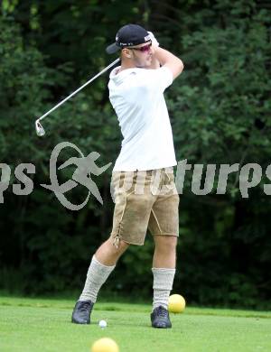 Lederhosengolfturnier. Kirisits Johannes (KAC). Klopeinersee, am 2.7.2011.
Foto: Kuess
---
pressefotos, pressefotografie, kuess, qs, qspictures, sport, bild, bilder, bilddatenbank