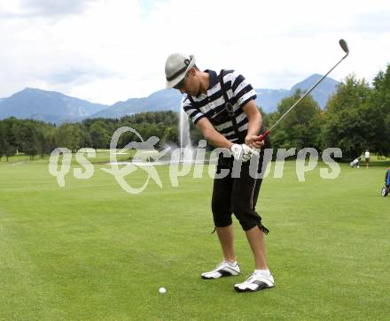 Lederhosengolfturnier. Bernhard Starkbaum (VSV). Klopeinersee, am 2.7.2011.
Foto: Kuess
---
pressefotos, pressefotografie, kuess, qs, qspictures, sport, bild, bilder, bilddatenbank