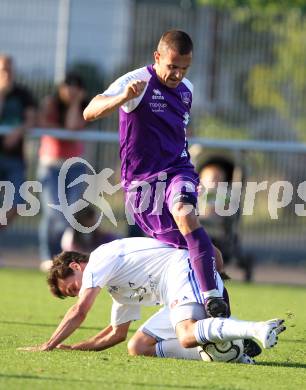 Fussball Testspiel. SK Austria Klagenfurt gegen Treibach. Stefan(Austria Klagenfurt), Mario Mattersdorfer (Treibach). KLagenfurt, am 8.7.2011.
Foto: Kuess 
---
pressefotos, pressefotografie, kuess, qs, qspictures, sport, bild, bilder, bilddatenbank