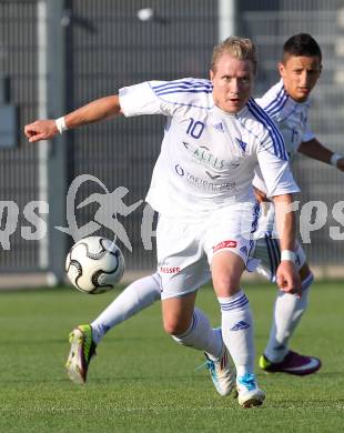 Fussball Testspiel. SK Austria Klagenfurt gegen Treibach. Alexander Lessnigg (Treibach). KLagenfurt, am 8.7.2011.
Foto: Kuess 
---
pressefotos, pressefotografie, kuess, qs, qspictures, sport, bild, bilder, bilddatenbank