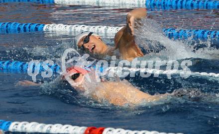 Schwimmen. Kaerntner Meisterschaft. Christian Zluga (weisse Kappe). Wolfsberg, am 9.7.2011.
Foto: Kuess
---
pressefotos, pressefotografie, kuess, qs, qspictures, sport, bild, bilder, bilddatenbank