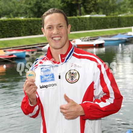 Kajak. Gerhard Schmid. KLagenfurt, am 18.6.2011.
Foto: Kuess
---
pressefotos, pressefotografie, kuess, qs, qspictures, sport, bild, bilder, bilddatenbank