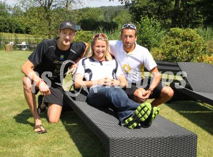 Ironman. Pressekonferenz. Marino Vanhoenacker, Michael Weiss, Eva Dollinger. Klagenfurt, 1.7.2011.
Foto: Kuess
---
pressefotos, pressefotografie, kuess, qs, qspictures, sport, bild, bilder, bilddatenbank