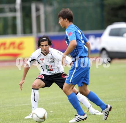 Fussball. Erste Liga. WAC/St. Andrae gegen SV Groedig. Jacobo,  (WAC), Stefan Lainer (Groedig). Wolfsberg, 15.7.2011. 
Foto: Kuess

---
pressefotos, pressefotografie, kuess, qs, qspictures, sport, bild, bilder, bilddatenbank