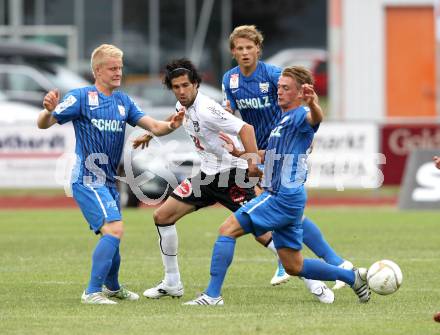 Fussball. Erste Liga. WAC/St. Andrae gegen SV Groedig. Jacobo, (WAC), Thomas Hopfer (Groedig). Wolfsberg, 15.7.2011. 
Foto: Kuess

---
pressefotos, pressefotografie, kuess, qs, qspictures, sport, bild, bilder, bilddatenbank