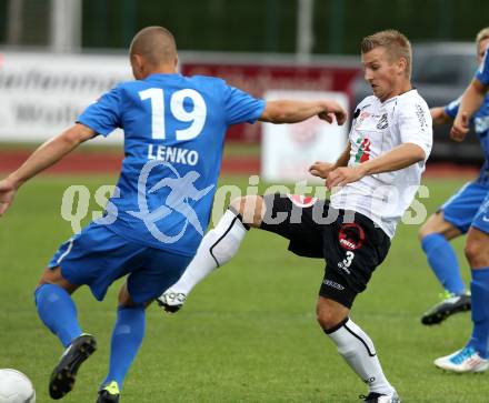 Fussball. Erste Liga. WAC/St. Andrae gegen SV Groedig. Manuel Kerhe, (WAC), Jiri Lenko (Groedig). Wolfsberg, 15.7.2011. 
Foto: Kuess

---
pressefotos, pressefotografie, kuess, qs, qspictures, sport, bild, bilder, bilddatenbank