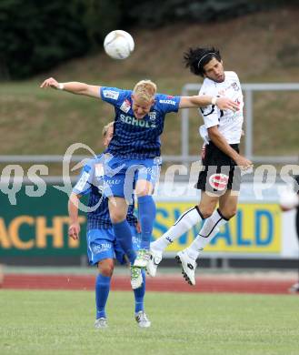 Fussball. Erste Liga. WAC/St. Andrae gegen SV Groedig. Ynclan Pajares (WAC), Jacobo Maria, Thomas Hopfer (Groedig). Wolfsberg, 15.7.2011. 
Foto: Kuess

---
pressefotos, pressefotografie, kuess, qs, qspictures, sport, bild, bilder, bilddatenbank