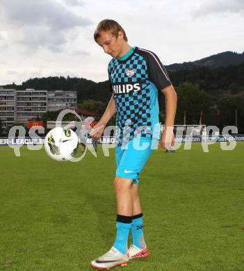 Fussball Testspiel. PSV Eindhoven gegen CF Valencia. Marcel Ritzmaier (Eindhoven). Wolfsberg, am 19.7.2011.
Foto: Kuess
---
pressefotos, pressefotografie, kuess, qs, qspictures, sport, bild, bilder, bilddatenbank