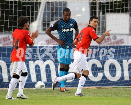 Fussball Testspiel. PSV Eindhoven gegen CF Valencia. Torjubel Aduriz (Valencia). Wolfsberg, am 19.7.2011.
Foto: Kuess
---
pressefotos, pressefotografie, kuess, qs, qspictures, sport, bild, bilder, bilddatenbank