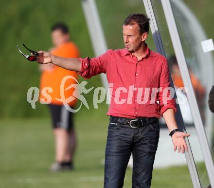 Fussball KFV Cup. ASKOE Koettmannsdorf gegen SK Austria Klagenfurt.  Trainer Dietmar Thuller (Austria). Koettmannsdorf, am 20.7.2011.
Foto: Kuess
---
pressefotos, pressefotografie, kuess, qs, qspictures, sport, bild, bilder, bilddatenbank