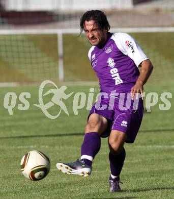 Fussball KFV Cup. ASKOE Koettmannsdorf gegen SK Austria Klagenfurt.  Almedin Hota (Austria). Koettmannsdorf, am 20.7.2011.
Foto: Kuess
---
pressefotos, pressefotografie, kuess, qs, qspictures, sport, bild, bilder, bilddatenbank