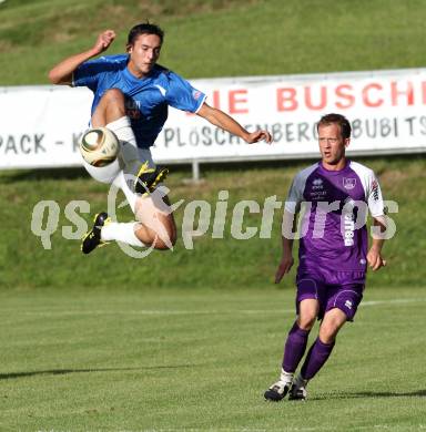 Fussball KFV Cup. ASKOE Koettmannsdorf gegen SK Austria Klagenfurt.  Markus Pink (Koettmannsdorf), Patrick Peter Radinger (Austria). Koettmannsdorf, am 20.7.2011.
Foto: Kuess
---
pressefotos, pressefotografie, kuess, qs, qspictures, sport, bild, bilder, bilddatenbank