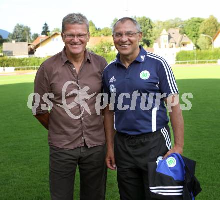 Fussball Testspiel. VSV gegen Vfl Wolfsburg.  Trainer Guenther Kronsteiner, (VSV), Trainer Felix Magath (Wolfsburg). Villach, 17.7.2011
Foto: Kuess

---
pressefotos, pressefotografie, kuess, qs, qspictures, sport, bild, bilder, bilddatenbank