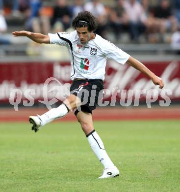 Fussball Bundesliga. Erste Liga. WAC/St. Andrae gegen BW Linz. Jacobo (WAC/St.Andrae). Wolfsberg, 22.7.2011
Foto: Kuess

---
pressefotos, pressefotografie, kuess, qs, qspictures, sport, bild, bilder, bilddatenbank