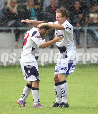 Fussball OEFB Cup. SAK gegen Treibach. Torjubel Darijo Biscan, Helmut Koenig (SAK), am 23.7.2011.
Foto: Kuess
---
pressefotos, pressefotografie, kuess, qs, qspictures, sport, bild, bilder, bilddatenbank