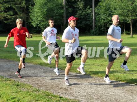 Eishockey. KAC. Sommertraining. Training. Markus Pirmann, Lukas Kalt, Dieter Kalt, Herbert Ratz. Klagenfurt, 8.7.2011.
Foto: Kuess
---
pressefotos, pressefotografie, kuess, qs, qspictures, sport, bild, bilder, bilddatenbank