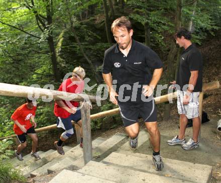 Eishockey. Sommertraining. KAC. Training. Bernhard Sussitz, Thomas Koch. Klagenfurt, 8.7.2011.
Foto: Kuess
---
pressefotos, pressefotografie, kuess, qs, qspictures, sport, bild, bilder, bilddatenbank