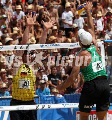 Beachvolleyball Grand Slam.  Jonas Reckermann (GER). Klagenfurt, 7.8.2011
Foto: Kuess

---
pressefotos, pressefotografie, kuess, qs, qspictures, sport, bild, bilder, bilddatenbank