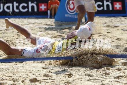 Beachvolleyball Grand Slam. Pedro Cunha (BRA). Klagenfurt, 6.8.2011.
Copyright Agentur Diener/Kuess
Marktgasse 3-7/4/5/21
A-1090 Wien Austria
Telefax +43 1 955 32 35
Mobil +43 676 629 98 51
Bank Austria
Bank Nr. 12000
Account Nr. 00712 223 783
e-mail: agentur@diener.at
Datenbank: www.diener.at
ImageArchivist Demo
---
pressefotos, pressefotografie, kuess, qs, qspictures, sport, bild, bilder, bilddatenbank