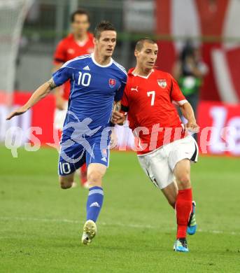 Fussball Laenderspiel Oesterreich gegen Slowakei. Stefan Kulovits, (Oesterreich), Robert Jez  (Slowakei). Klagenfurt, 10.8.2011.
Foto: Kuess

---
pressefotos, pressefotografie, kuess, qs, qspictures, sport, bild, bilder, bilddatenbank