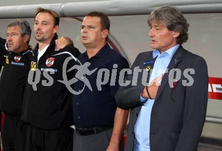 Fussball Laenderspiel Oesterreich gegen Slowakei. Tormanntrainer Roland Goriupp, Co-Trainer Manfred Zsak, Trainer Didi Constantini. Klagenfurt, 10.8.2011.
Foto: Kuess

---
pressefotos, pressefotografie, kuess, qs, qspictures, sport, bild, bilder, bilddatenbank