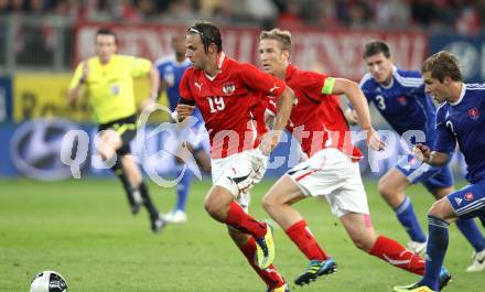 Fussball Laenderspiel Oesterreich gegen Slowakei. Martin Harnik, Marc Janko,  (Oesterreich), Peter Pekarik (Slowakei). Klagenfurt, 10.8.2011.
Foto: Kuess

---
pressefotos, pressefotografie, kuess, qs, qspictures, sport, bild, bilder, bilddatenbank