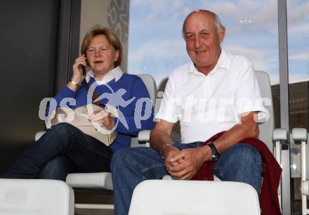 Fussball Regionalliga. SK Austria Klagenfurt gegen Vorwaerts Steyr. VIP. Klagenfurt, am 12.8.2011.
Foto: Kuess
---
pressefotos, pressefotografie, kuess, qs, qspictures, sport, bild, bilder, bilddatenbank