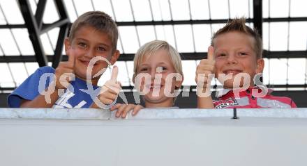 Fussball Regionalliga. SK Austria Klagenfurt gegen Vorwaerts Steyr. Fans (Klagenfurt). Klagenfurt, am 12.8.2011.
Foto: Kuess
---
pressefotos, pressefotografie, kuess, qs, qspictures, sport, bild, bilder, bilddatenbank