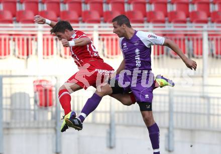 Fussball Regionalliga. SK Austria Klagenfurt gegen Vorwaerts Steyr. Thomas Pirker (Klagenfurt), Michael Mehlem (Steyr). Klagenfurt, am 12.8.2011.
Foto: Kuess
---
pressefotos, pressefotografie, kuess, qs, qspictures, sport, bild, bilder, bilddatenbank