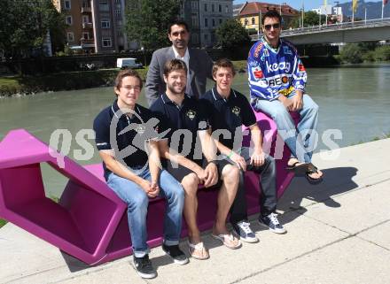 EBEL. Eishockey Bundesliga. Pressekonferenz VSV.  Niki Hartl, Craig Weller, Gert Prohaska, Marco Wieser,  Kyle Wanvig.  Villach, am 11.8.2011.
Foto: Kuess
---
pressefotos, pressefotografie, kuess, qs, qspictures, sport, bild, bilder, bilddatenbank